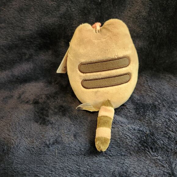 Gund Pusheen The Cat Cute Pink Donut Keychain Plush - Picture 3 of 10